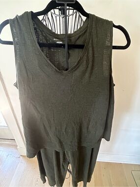 EILEEN FISHER Olive Sleeveless V-Neck Tank